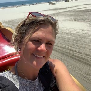 Meet your Posher, Farrah